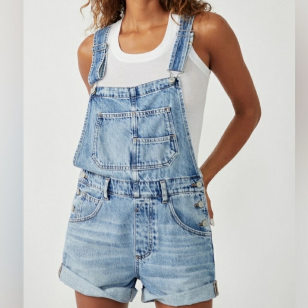 NWOT Free People Ziggy Shortalls in light blue, size XS